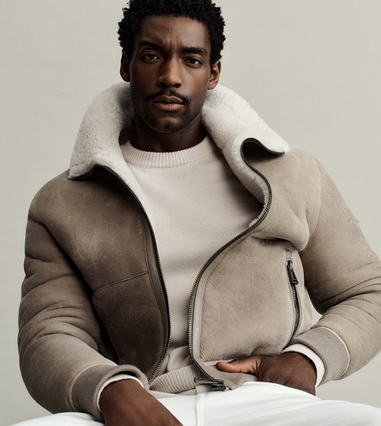 Trace Jacket in Fossil/Natural.